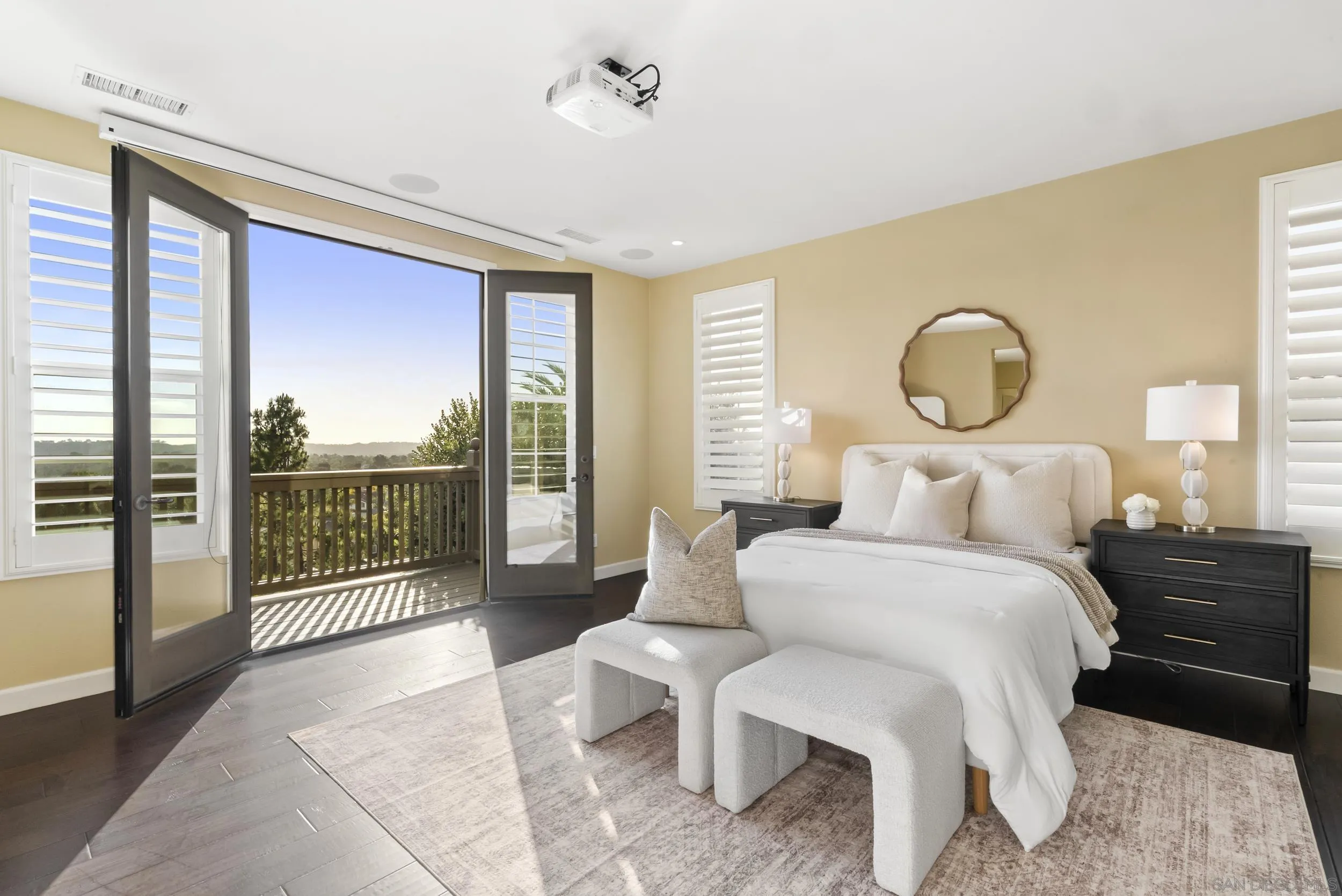 7663 Circulo Sequoia Carlsbad, CA 92009 - Photo 16 of 34