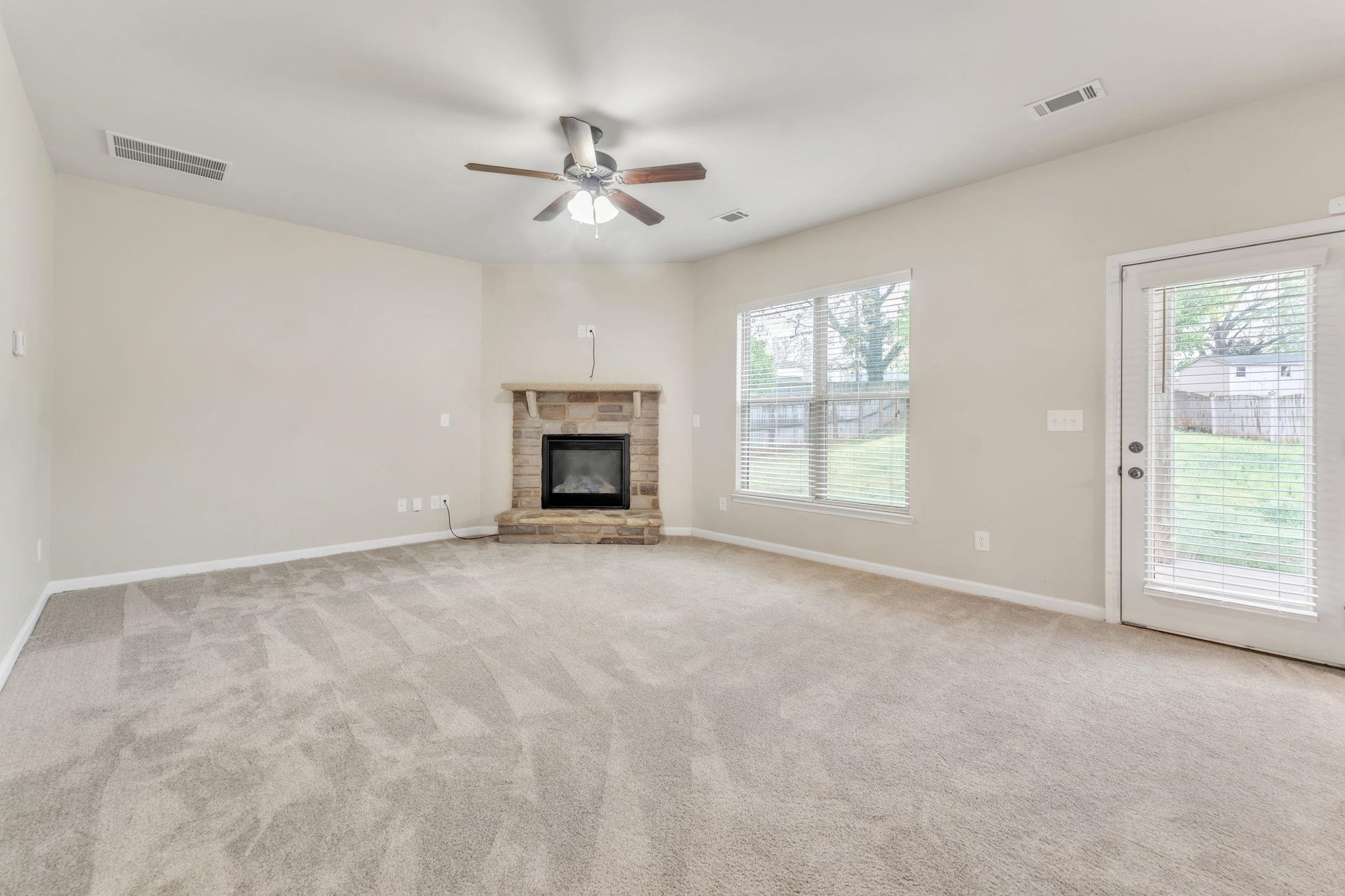 542 Meadowseed Court Lyman, SC 29365 - Photo 12 of 34
