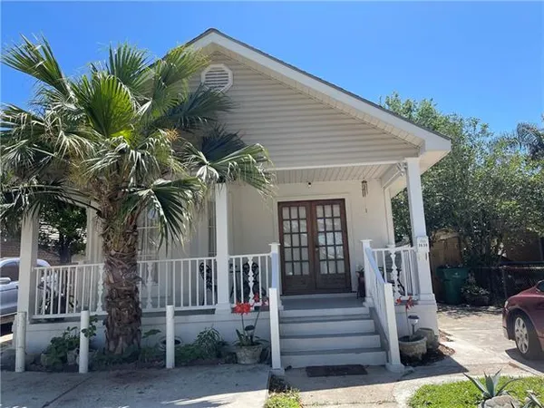 $1,500 | 3636 1/2 Derbigny Street, Metairie, LA 70001
