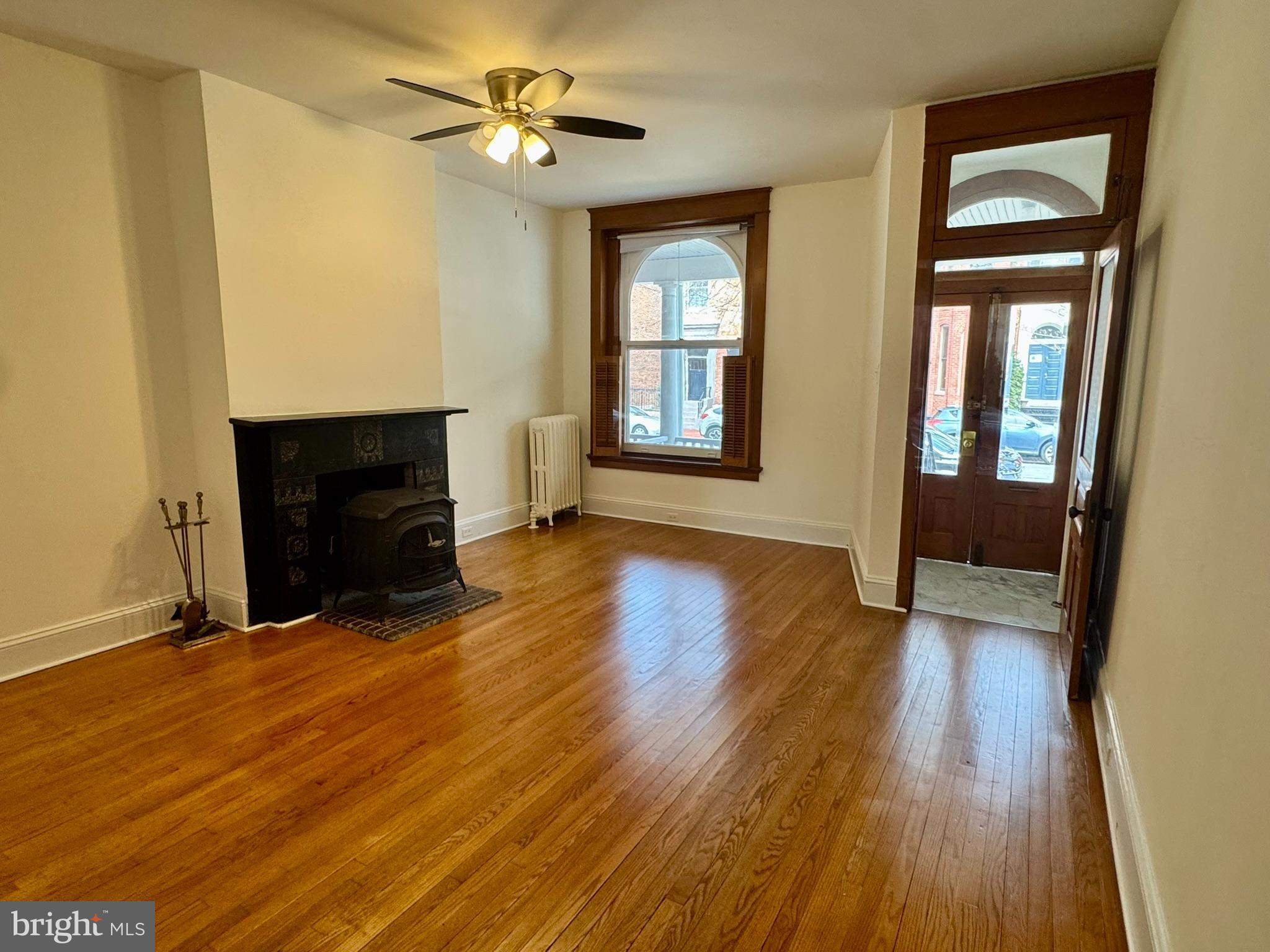 112 East 3rd Street Frederick, MD 21701 - Photo 3 of 32