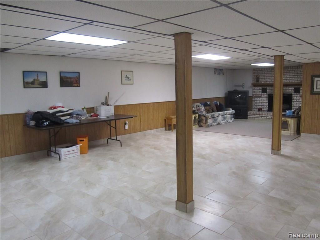 18937 Wayne Road Livonia, MI 48152 - Photo 44 of 55 18937 Wayne 114.JPG