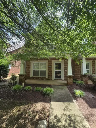$1,800 | 2121 Cason Lane, Murfreesboro, TN 37128