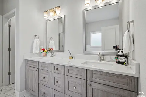 $600,000 | 1115 Klein Court, Lawrence, KS 66049