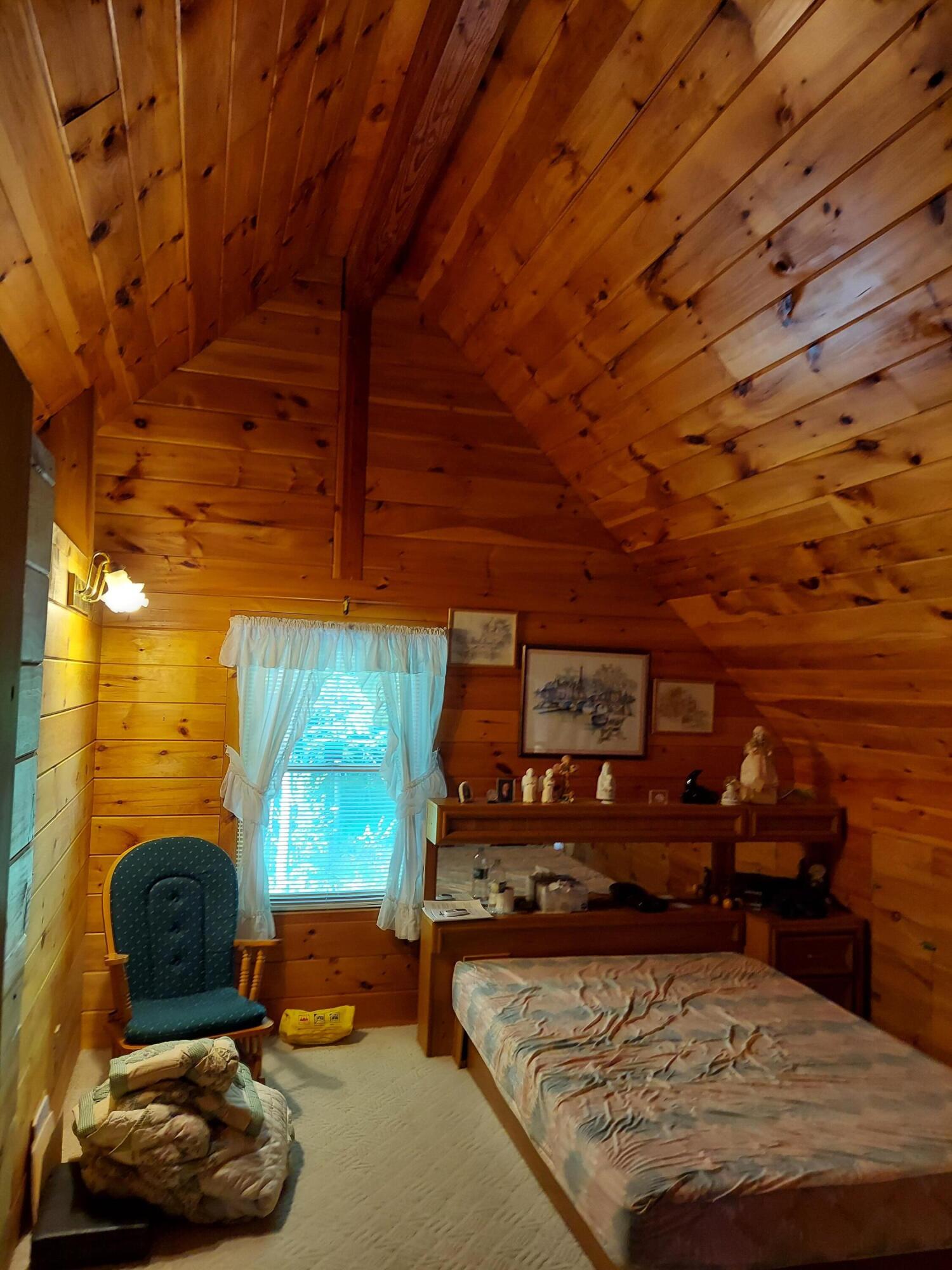 10 Cobble Hill Road South Paris, ME 04281 - Photo 10 of 15 Sargent second floor