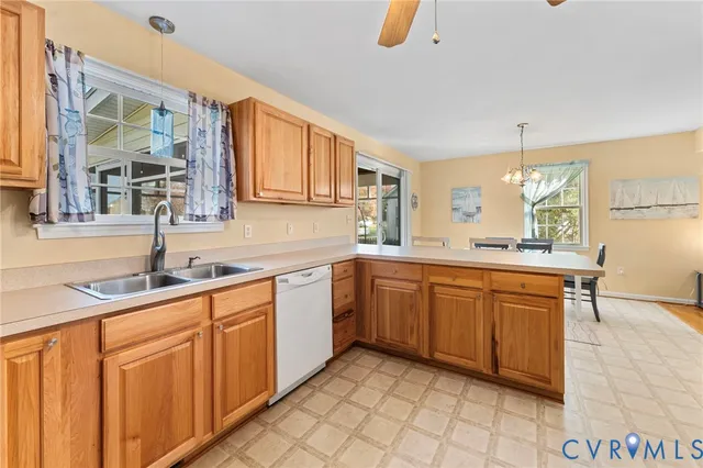 $290,000 | 1120 South Glebe Road, Montross, VA 22520