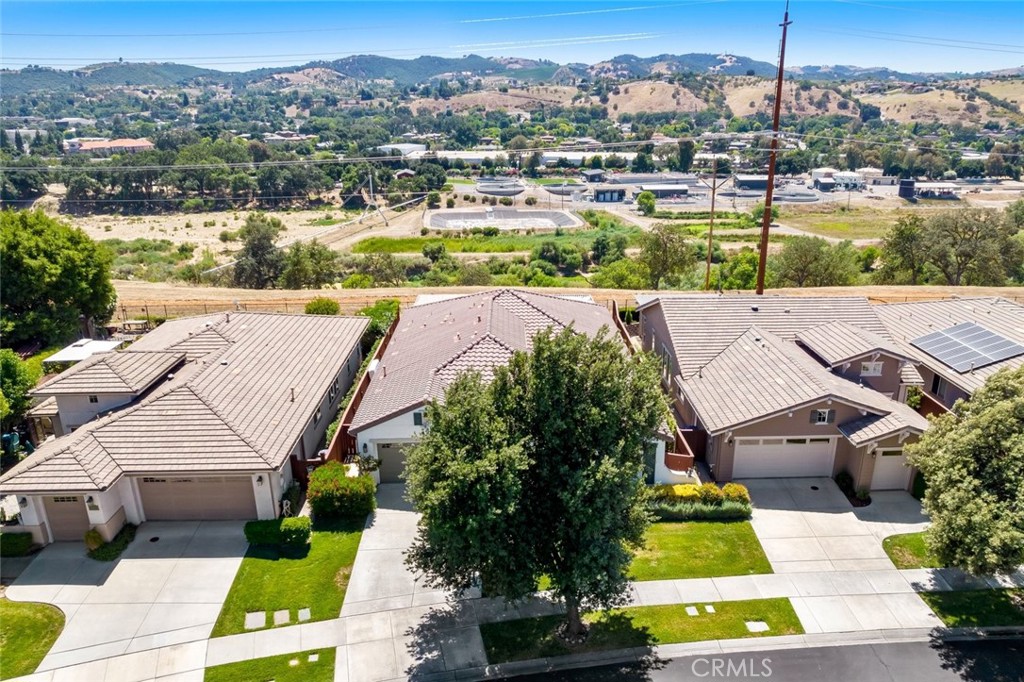 2441 Traditions Loop Paso Robles, CA 93446 - Photo 49 of 61