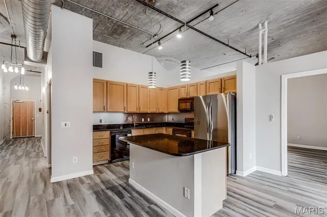 $129,000 | 1511 Locust Street, Unit 304, St. Louis, MO 63103