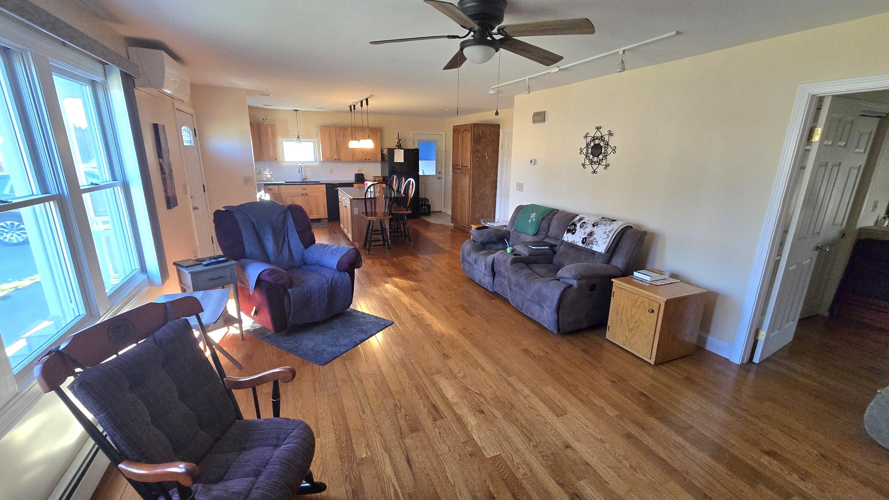 66 Dill Street Lewiston, ME 04240 - Photo 11 of 32 20251115_142504