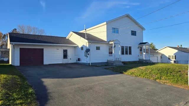 $394,500 | 66 Dill Street, Lewiston, ME 04240