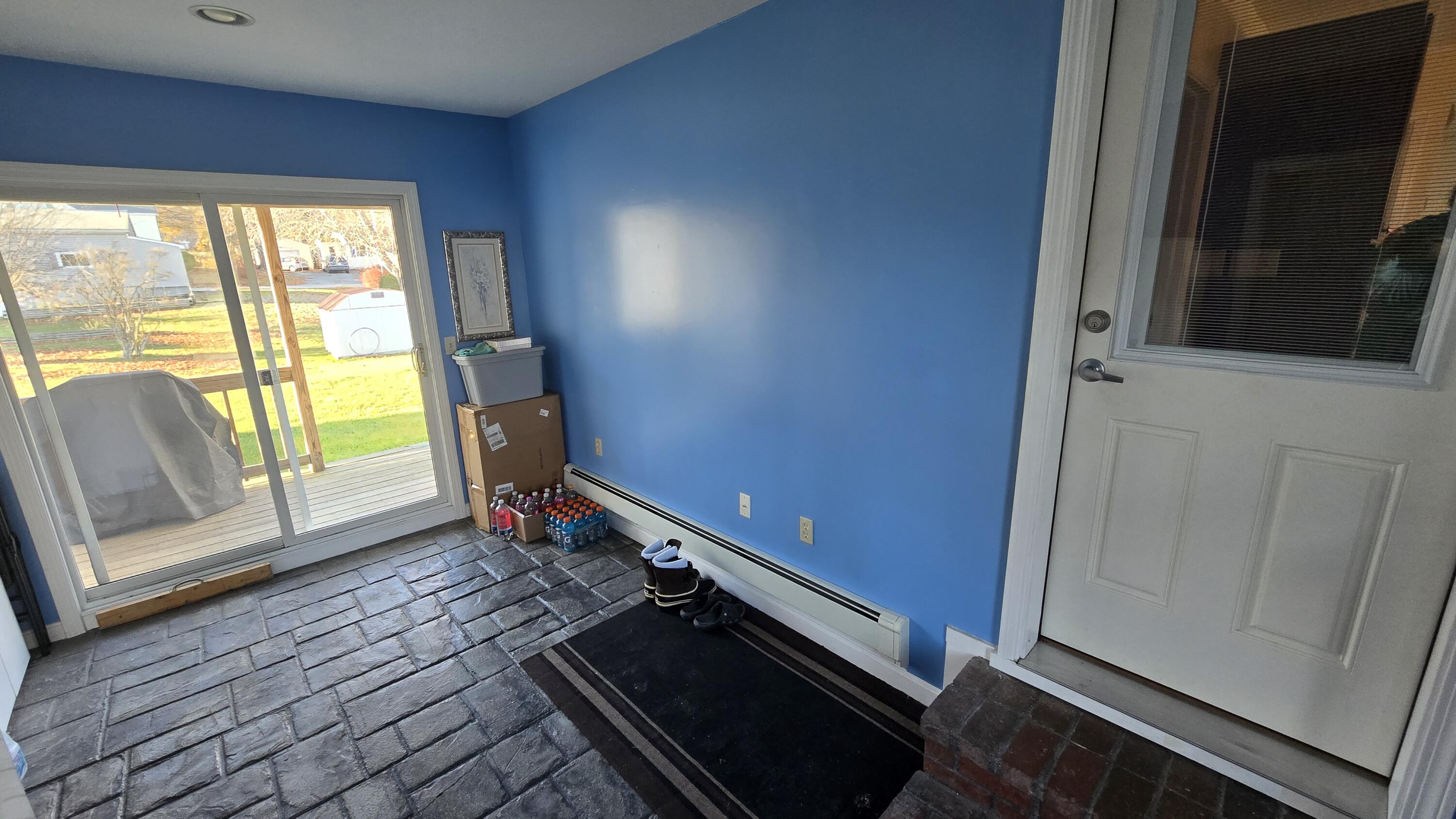 66 Dill Street Lewiston, ME 04240 - Photo 6 of 32 20251115_144037