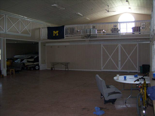4611 Newport Road Newport, MI 48166 - Photo 14 of 19 20085856-14.JPG