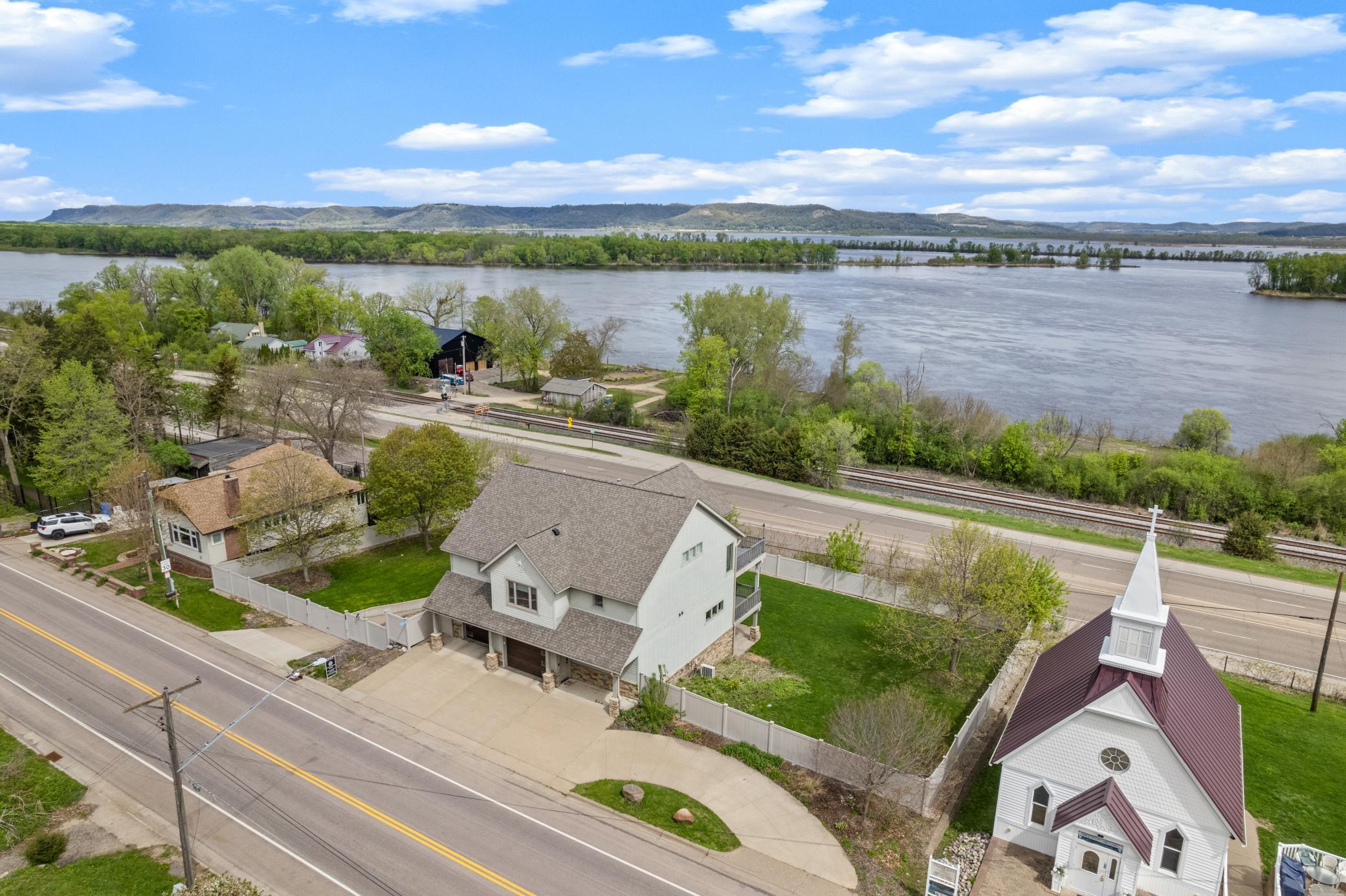 36074 Old Homer Road Winona, MN 55987 - Photo 5 of 43