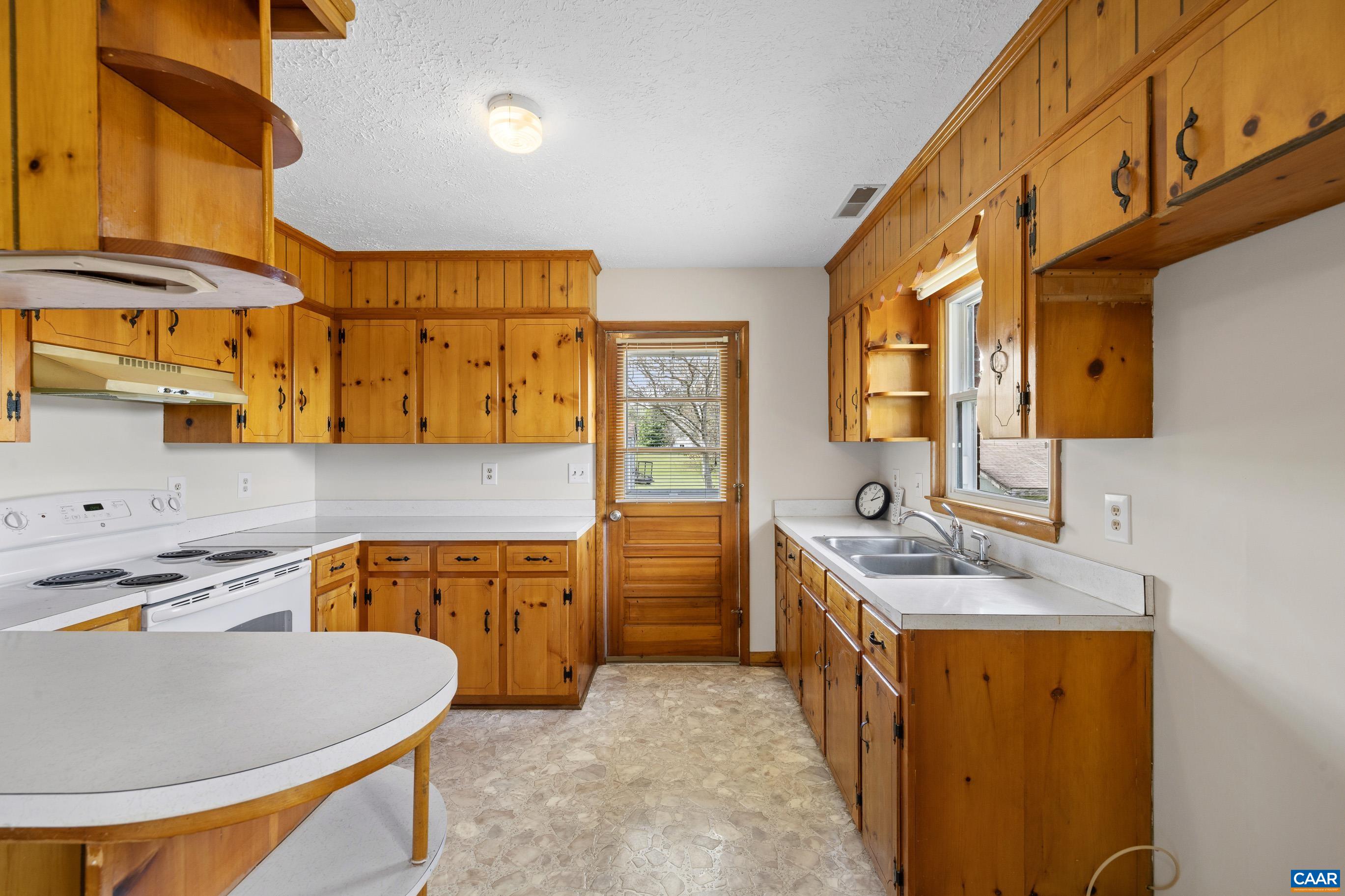 653 Celt Road Stanardsville, VA 22973 - Photo 19 of 60