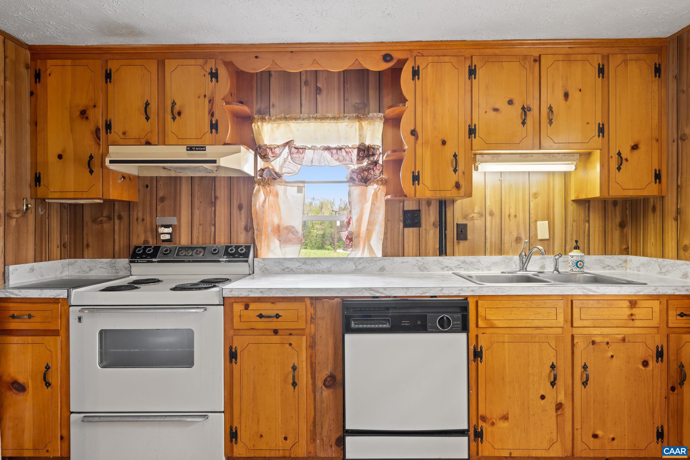 653 Celt Road Stanardsville, VA 22973 - Photo 40 of 60