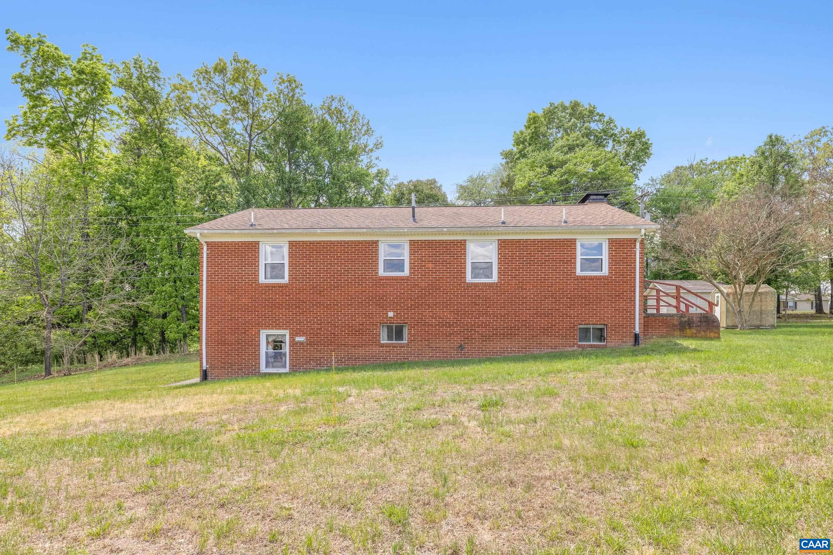 653 Celt Road Stanardsville, VA 22973 - Photo 5 of 60