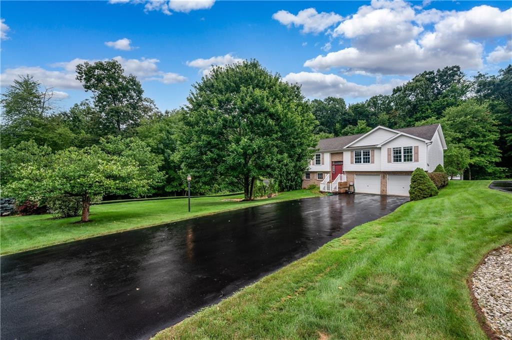 211 October Drive Butler, PA 16002 - Photo 2 of 30 Gallery Image 2