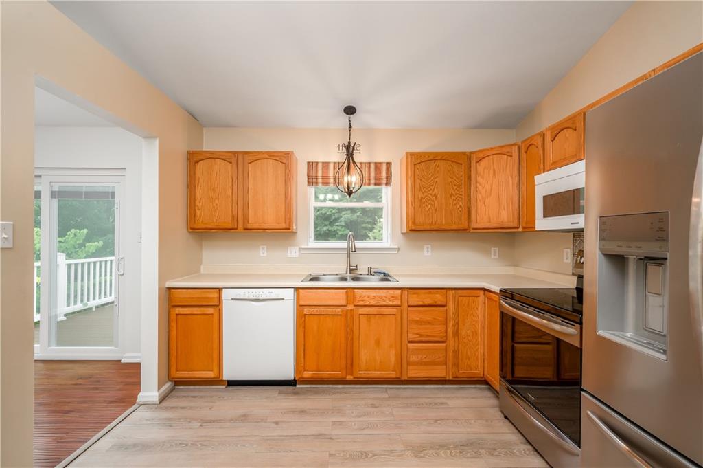 211 October Drive Butler, PA 16002 - Photo 10 of 30 Gallery Image 10