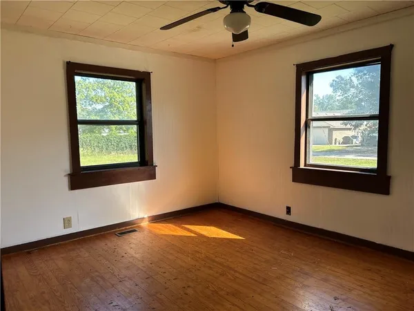 $115,000 | 600 North East Street, Caney, KS 67333