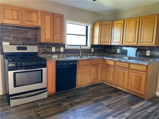 $135,000 | 600 North East Street, Caney, KS 67333