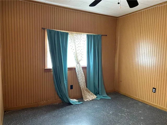 $135,000 | 600 North East Street, Caney, KS 67333