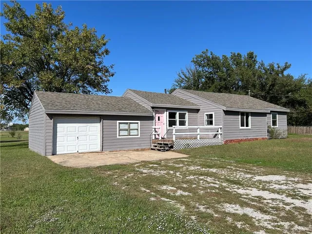 $135,000 | 600 North East Street, Caney, KS 67333