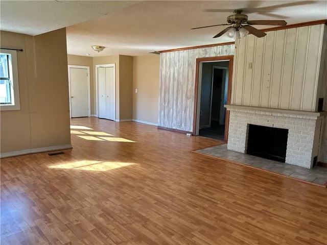 $135,000 | 600 North East Street, Caney, KS 67333