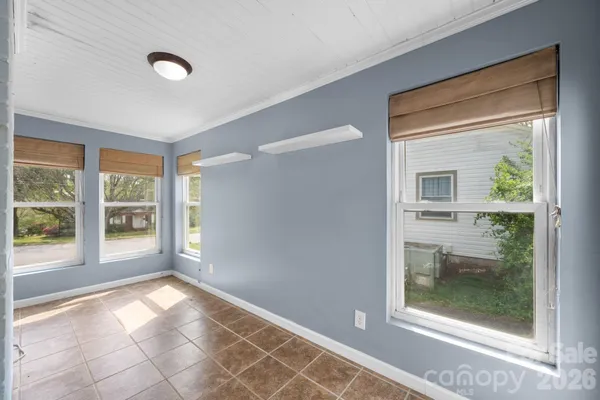 $269,900 | 1339 11th Street Northwest, Hickory, NC 28601