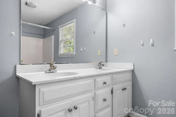 $269,900 | 1339 11th Street Northwest, Hickory, NC 28601