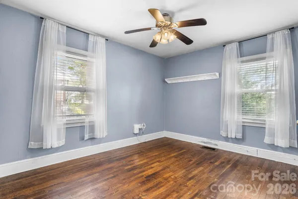 $269,900 | 1339 11th Street Northwest, Hickory, NC 28601