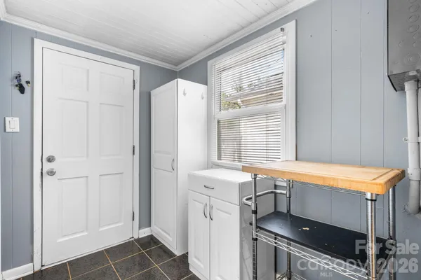 $269,900 | 1339 11th Street Northwest, Hickory, NC 28601