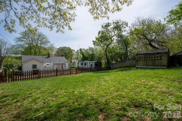 $269,900 | 1339 11th Street Northwest, Hickory, NC 28601