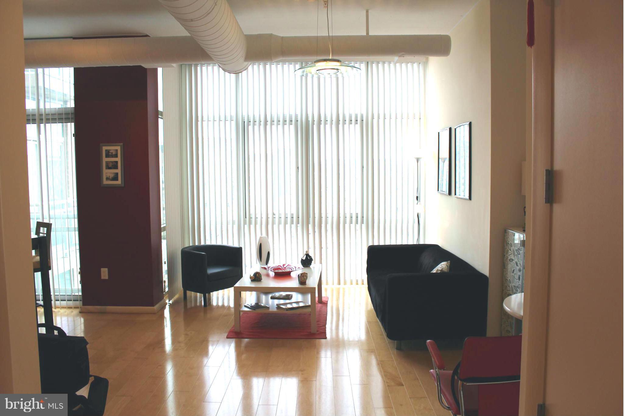 811 4th Street Northwest, Unit 814 Washington, DC 20001 - Photo 13 of 30 Living Room