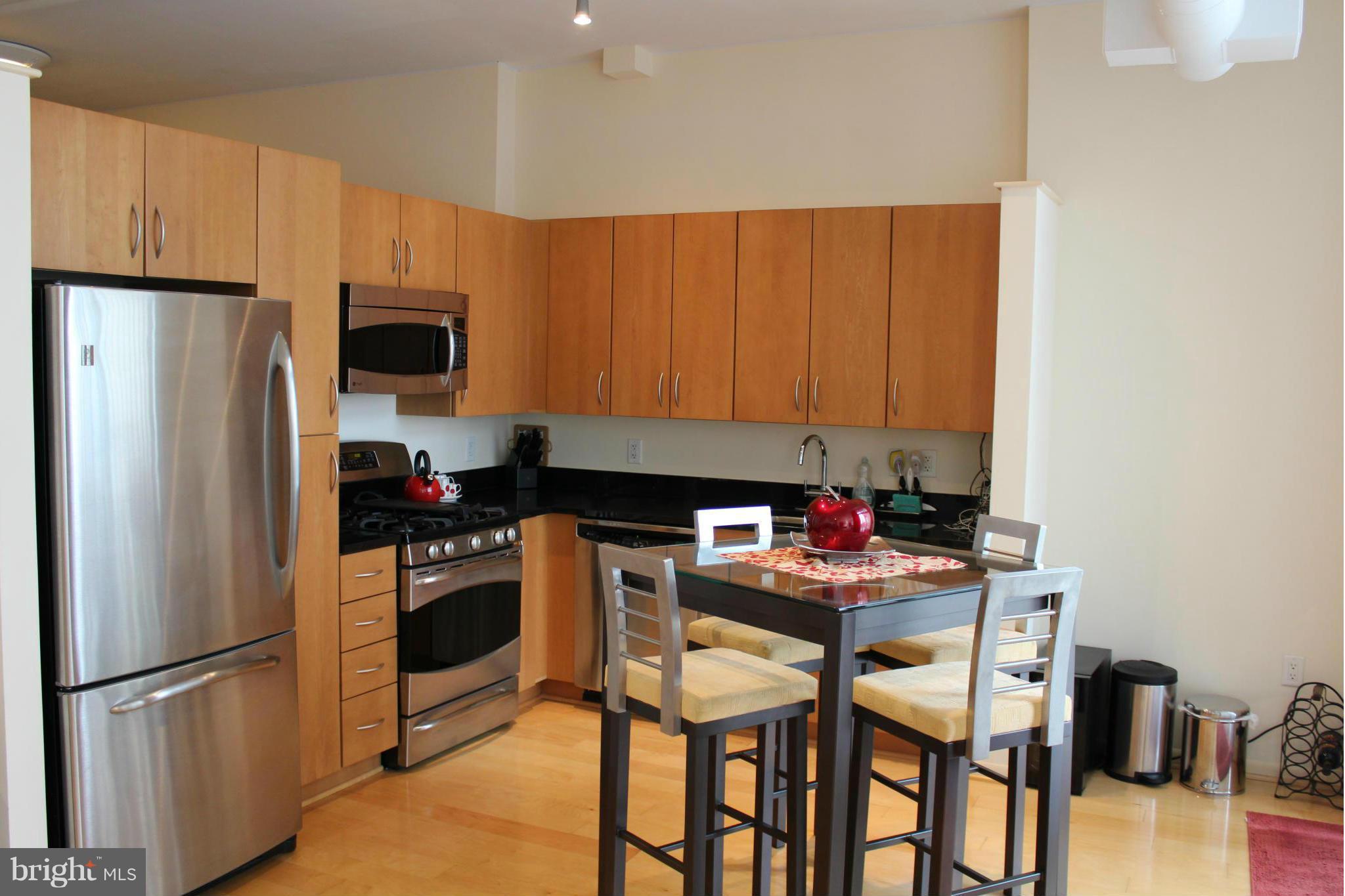 811 4th Street Northwest, Unit 814 Washington, DC 20001 - Photo 9 of 30 Kitchen
