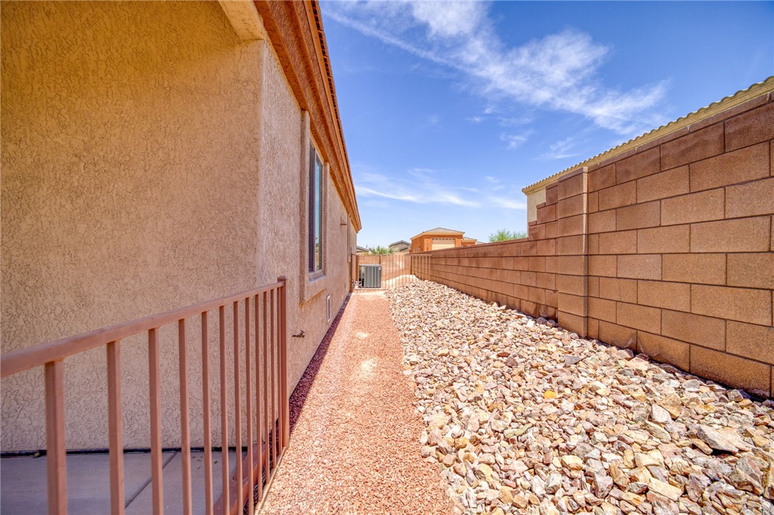 2614 Nez Perce Road Fort Mohave, AZ 86426 - Photo 49 of 74 Yard