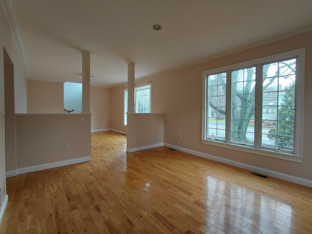 218 Lowell Street Lexington, MA 02420 - Photo 10 of 42