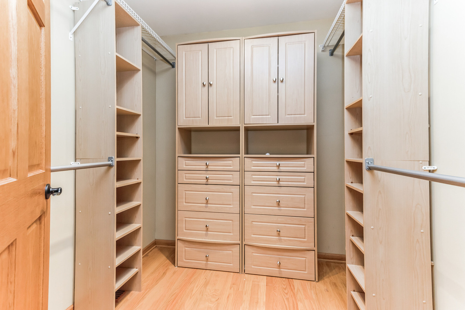 508 North Walnut Lane Schaumburg, IL 60107 - Photo 13 of 25 a view of walk in closet with empty racks