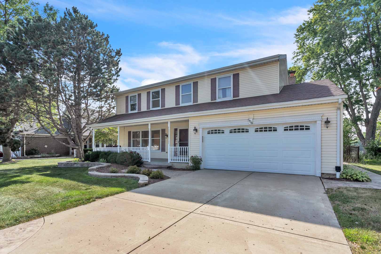 508 North Walnut Lane Schaumburg, IL 60107 - Photo 2 of 25 a front view of building with yard
