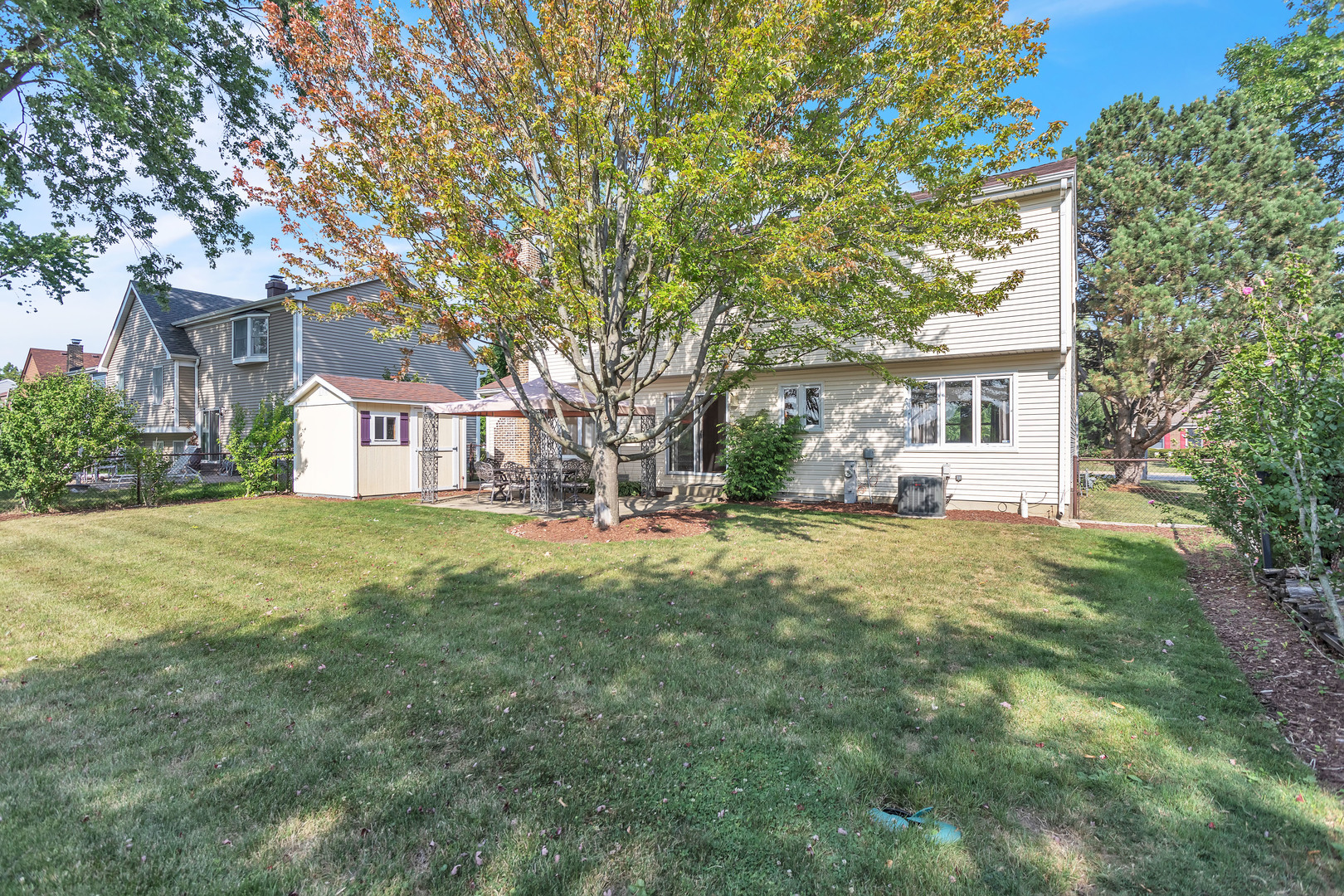 508 North Walnut Lane Schaumburg, IL 60107 - Photo 25 of 25 front view of a house with a yard