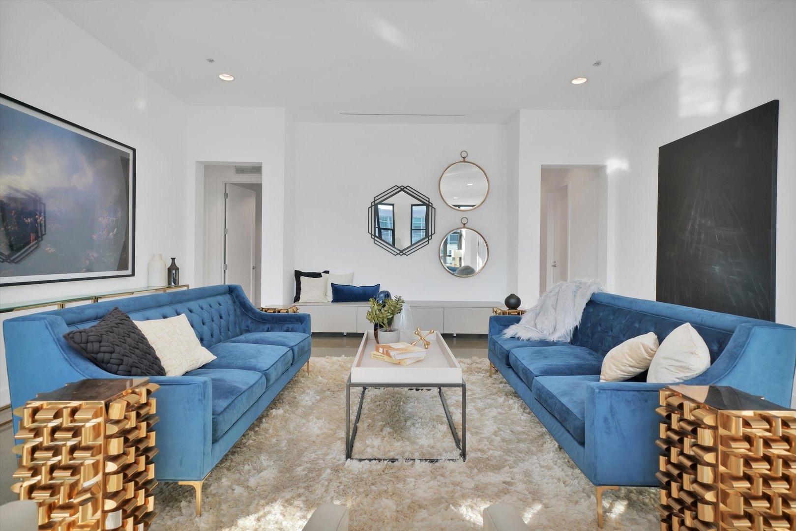 900 West Washington Boulevard, Unit 701 Chicago, IL 60607 - Photo 9 of 24 a living room with furniture and a rug