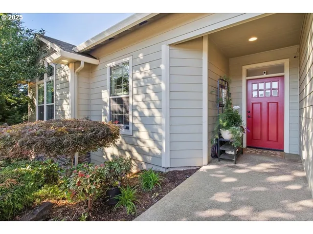 $630,000 | 119 Duniway Court Southeast, Salem, OR 97306