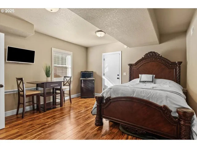 $630,000 | 119 Duniway Court Southeast, Salem, OR 97306