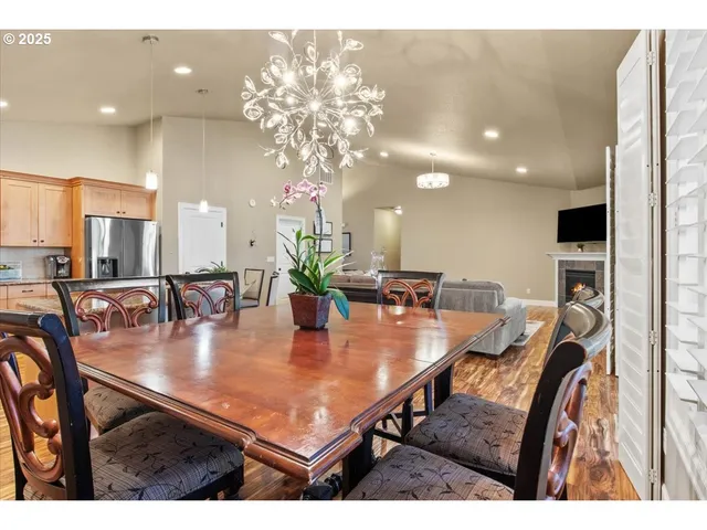 $630,000 | 119 Duniway Court Southeast, Salem, OR 97306