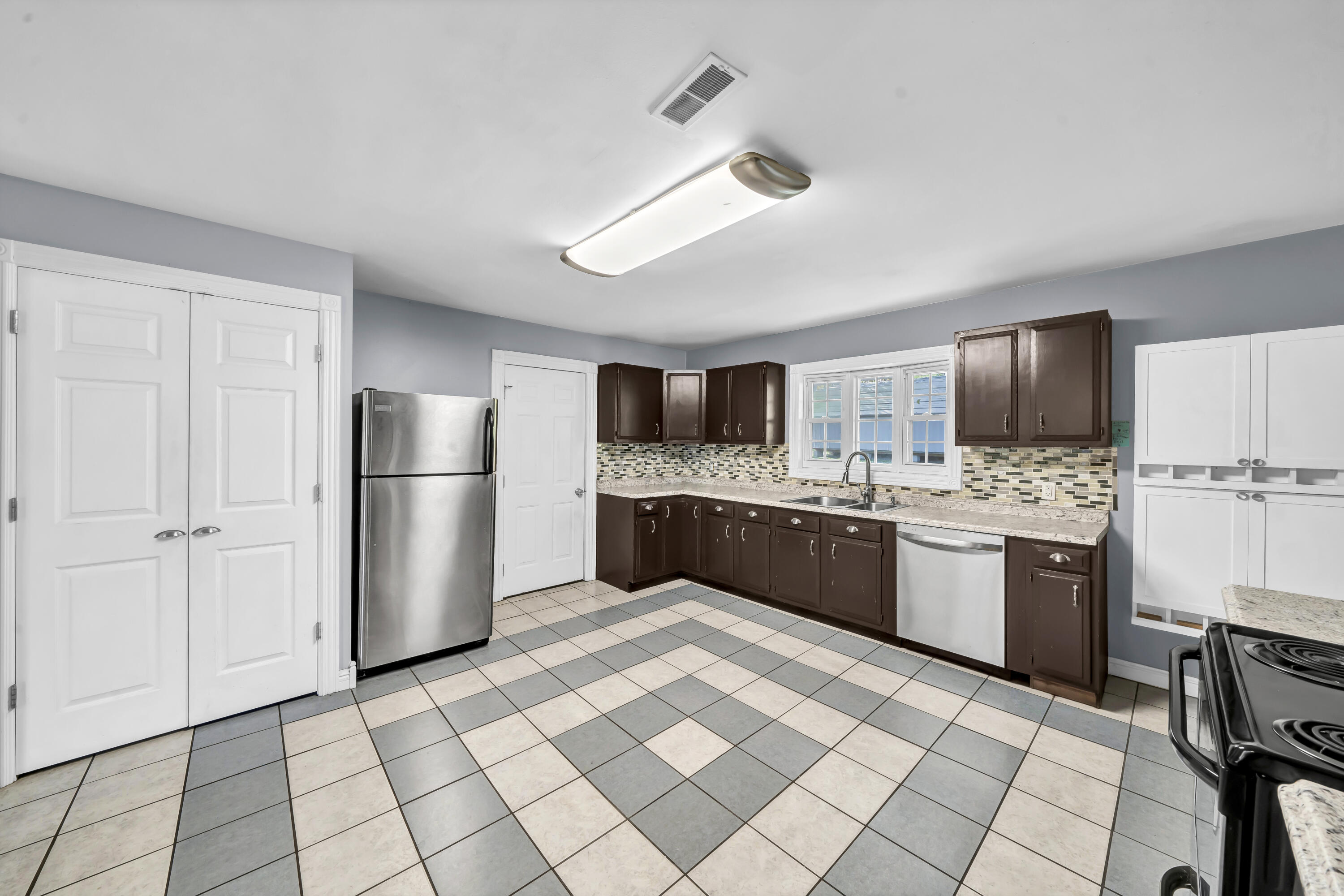 171 Limestone Road Morehead, KY 40351 - Photo 8 of 59 A7405267