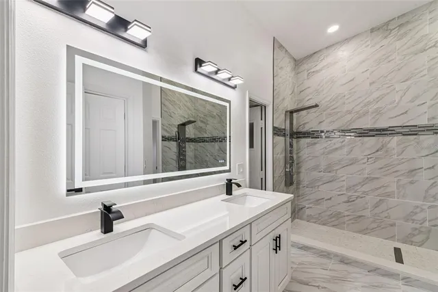 $550,000 | 2832 Smithfield Drive, Orlando, FL 32837