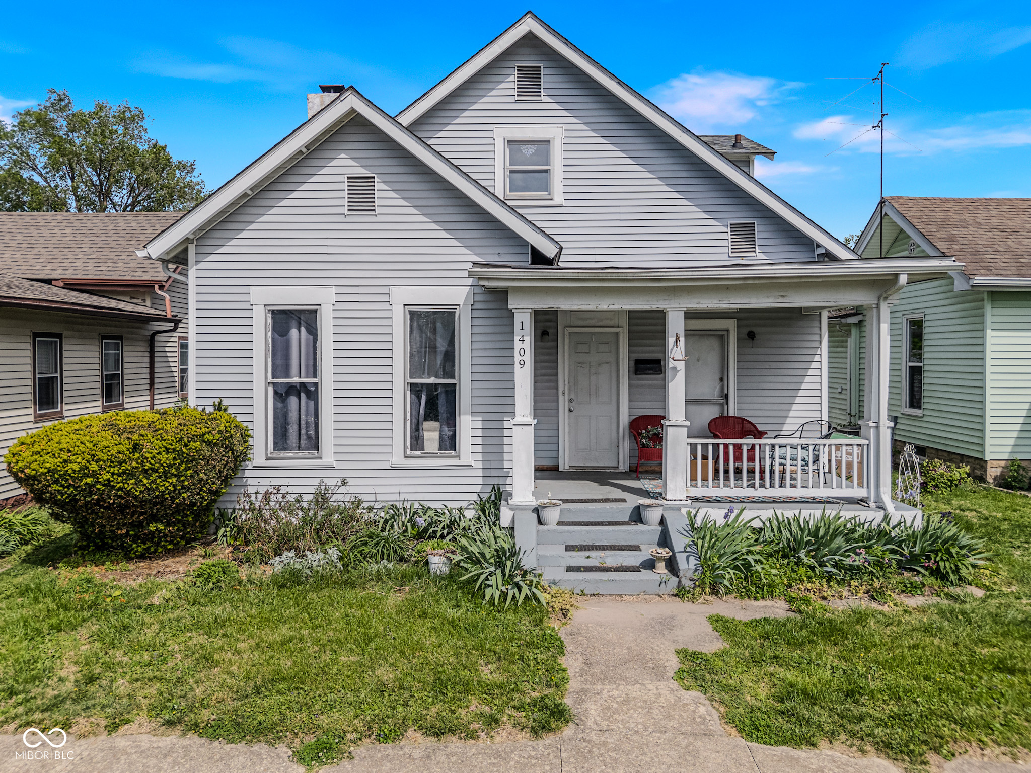 1409 Pearl Street Columbus, IN 47201 - Photo 2 of 20