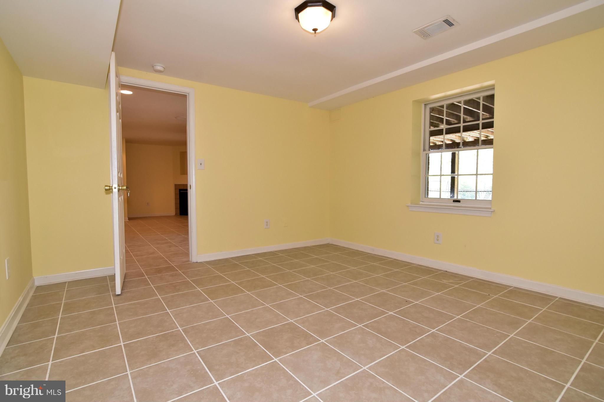 10501 Old Annapolis Road Frederick, MD 21701 - Photo 22 of 30 Bedroom #5