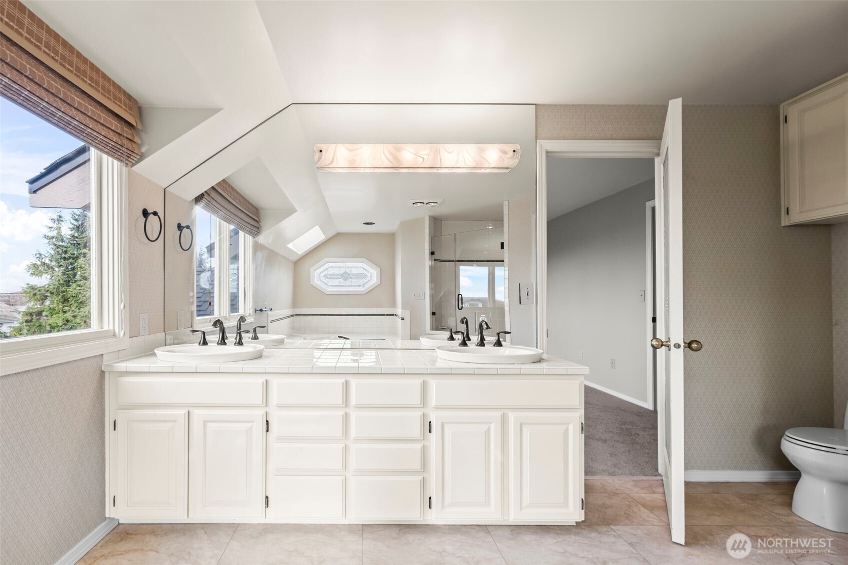 13711 65th Place West Edmonds, WA 98026 - Photo 25 of 40