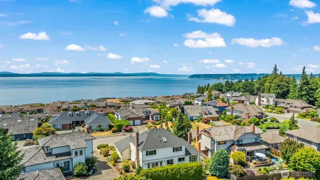 $1,150,000 | 13711 65th Place West, Edmonds, WA 98026