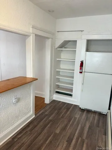 $1,875 | 7 South Atlantic Street, Bay Shore, NY 11706