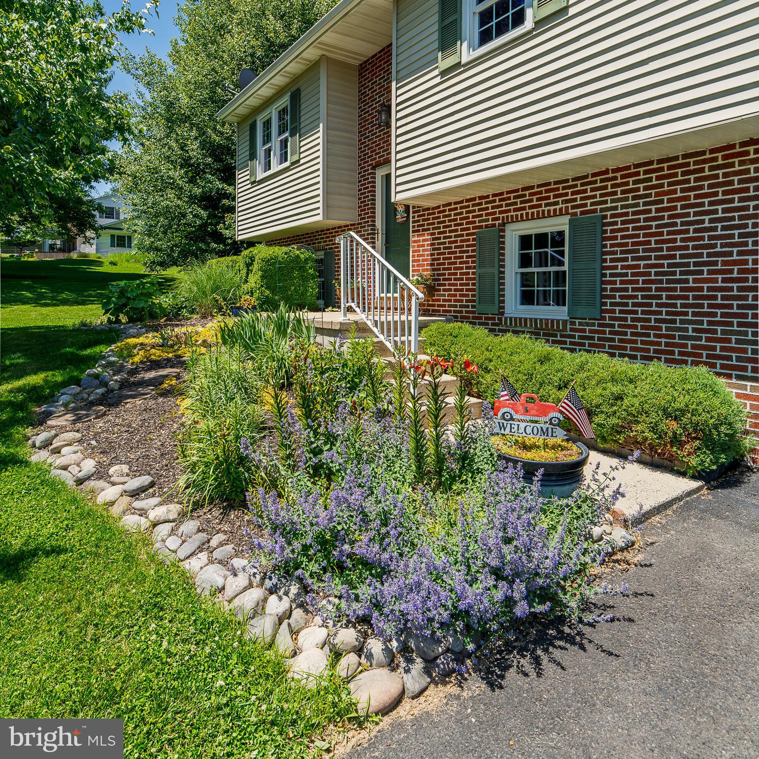 316 Snavely Mill Road Lititz, PA 17543 - Photo 5 of 50